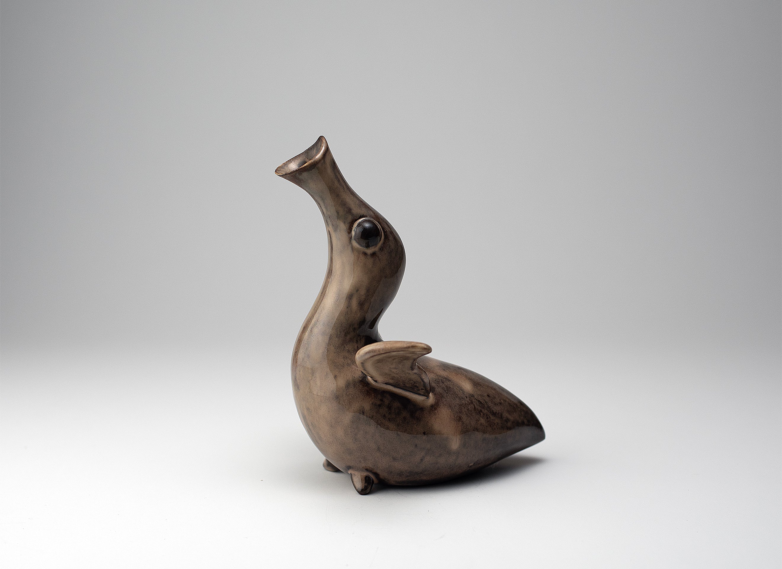 Récipient à saké en forme d’oiseau_A