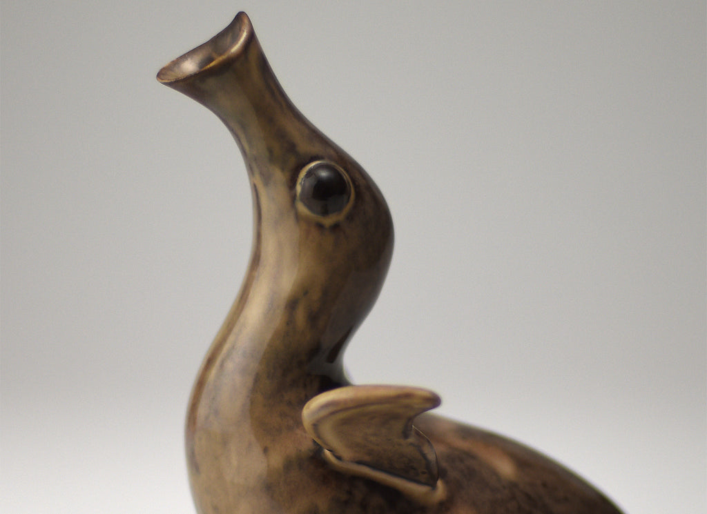 Récipient à saké en forme d’oiseau_A