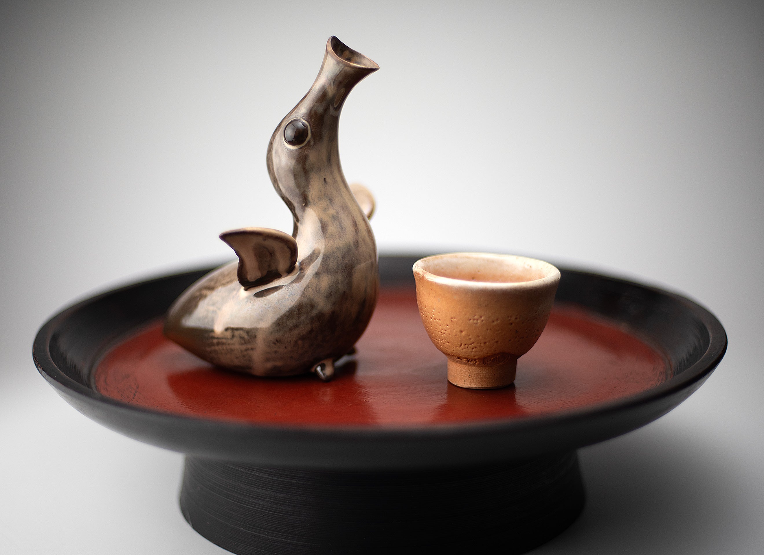 Récipient à saké en forme d’oiseau_A