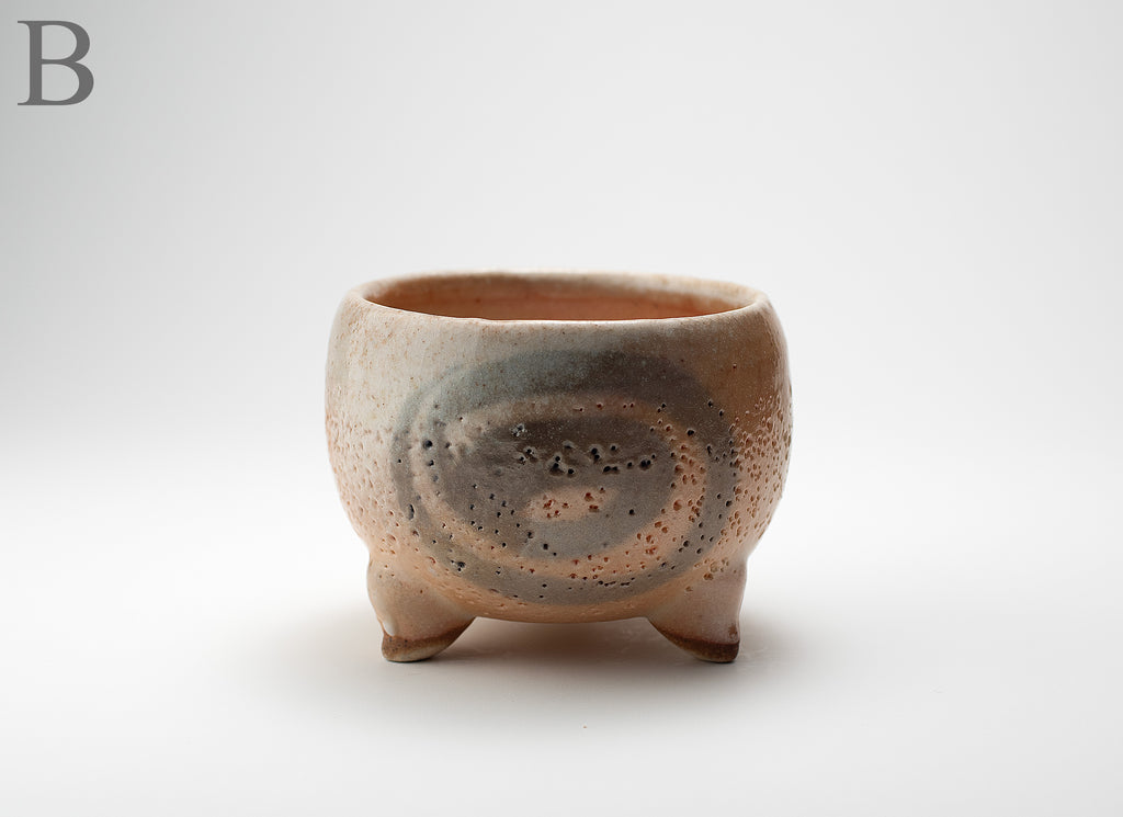 Petit bol Shino avec motif circulaire