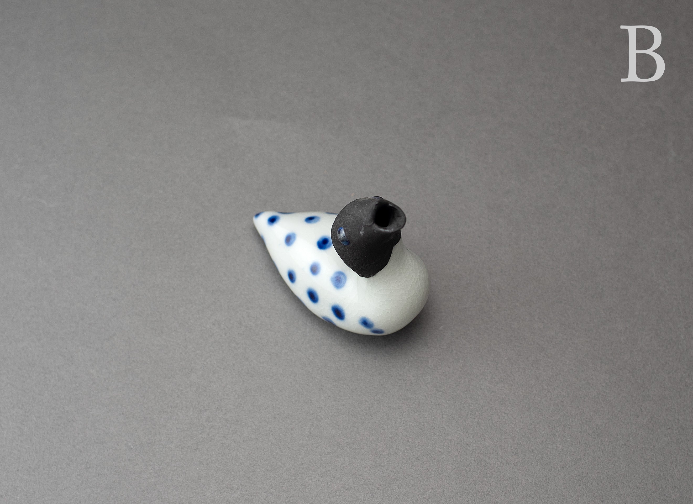 Petit récipient à saké en forme d’oiseau