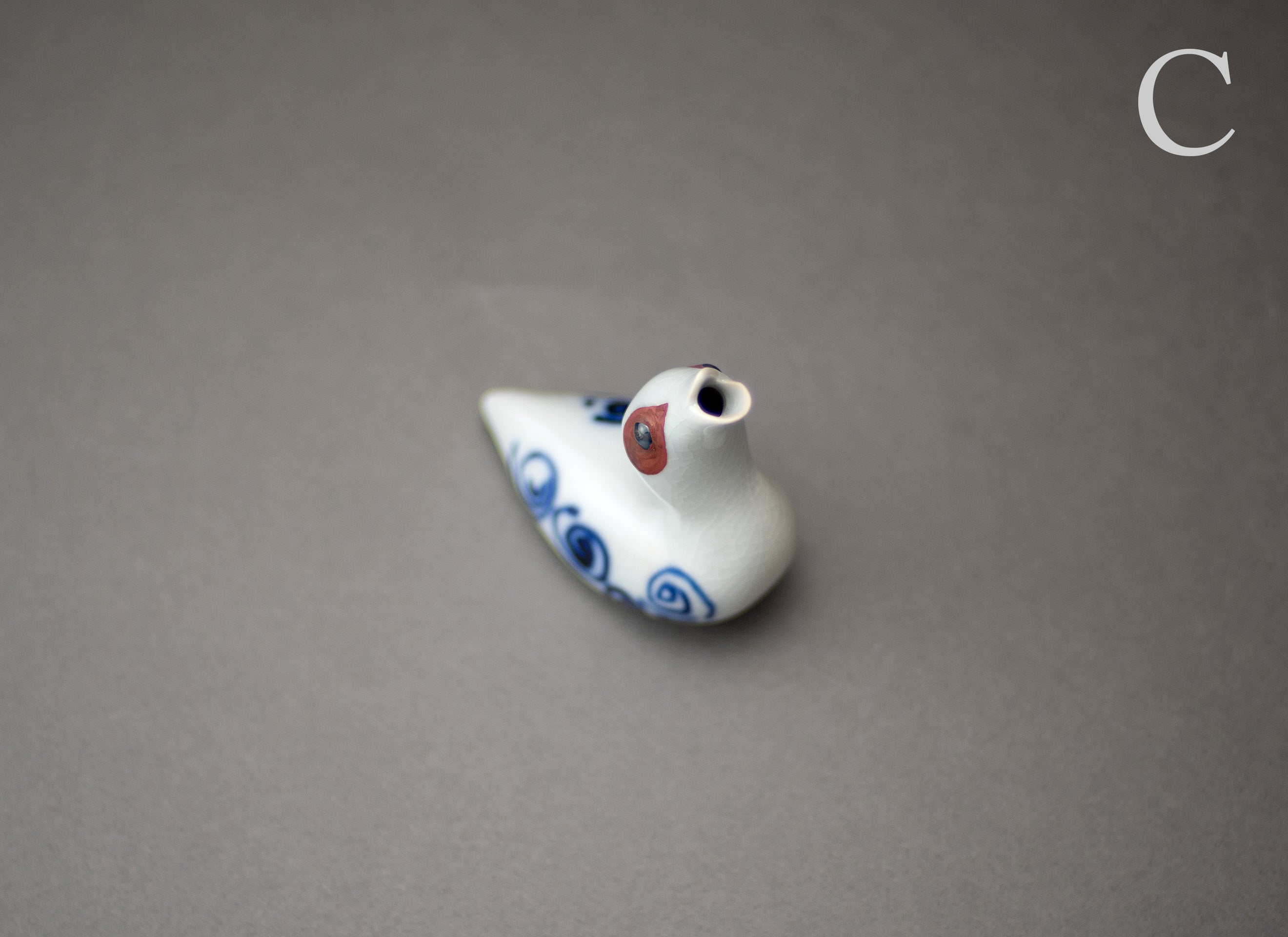 Petit récipient à saké en forme d’oiseau