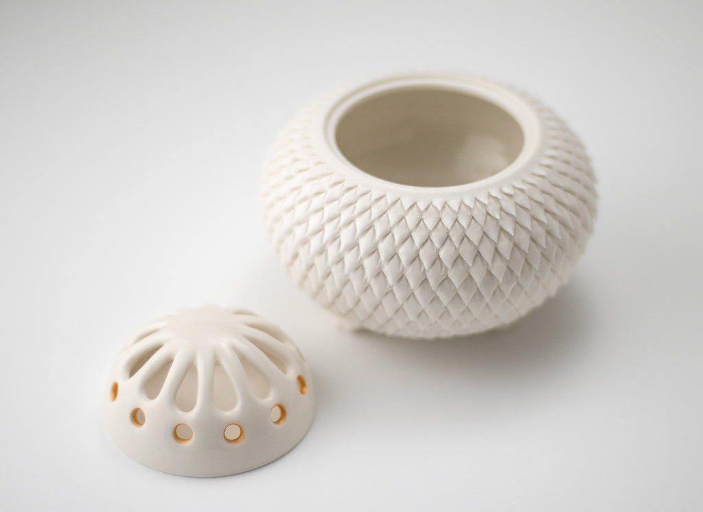 «Coupure d'argile», brûleur d'encens