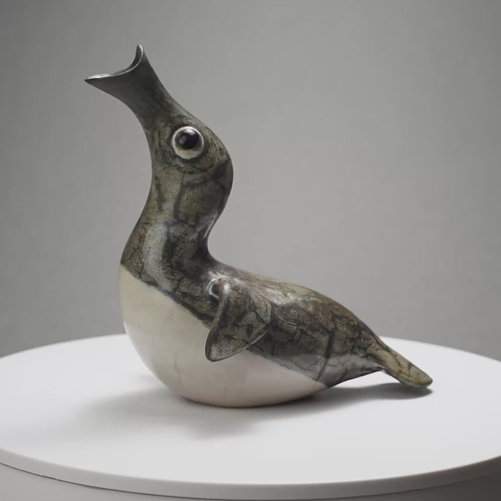 Récipient à saké en forme d’oiseau_B