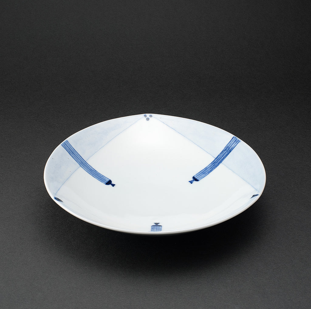Ligne motif Porcelaine bleu sous couverte plat C